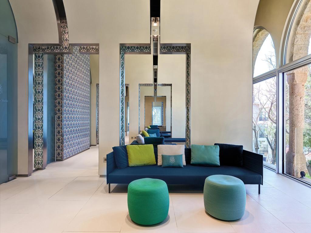 Hotel Al Bustan Beit Mery Exteriör bild